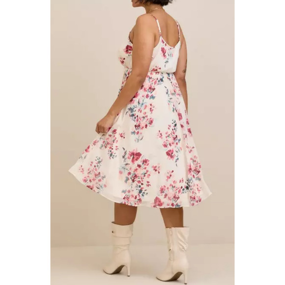 Torrid Dress Womens 5 White Floral Sleeveless Chiffon Lined Pockets Plus Size - Picture 4 of 17